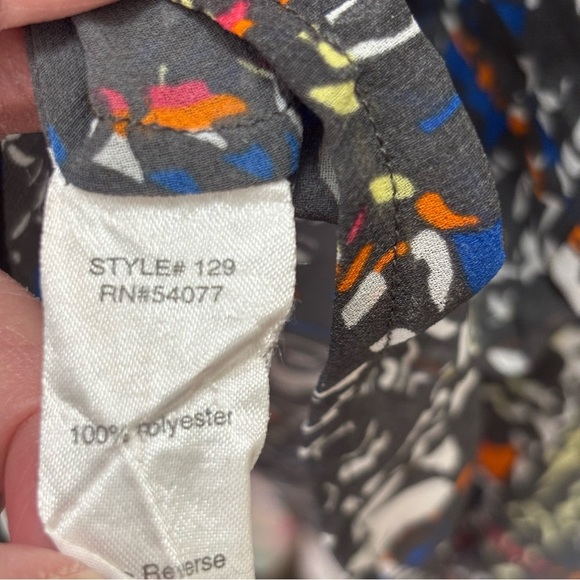 CAbi festival geometric print semi sheer bling sleeve buttons down blouse size S - Picture 12 of 12